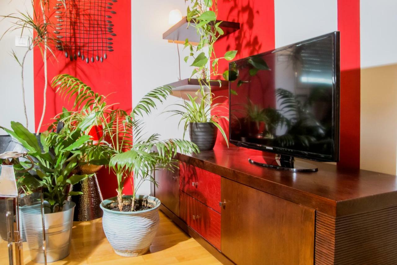 Rudjer Apartment, City Center, 2Br, Spacious Zagreb Luaran gambar