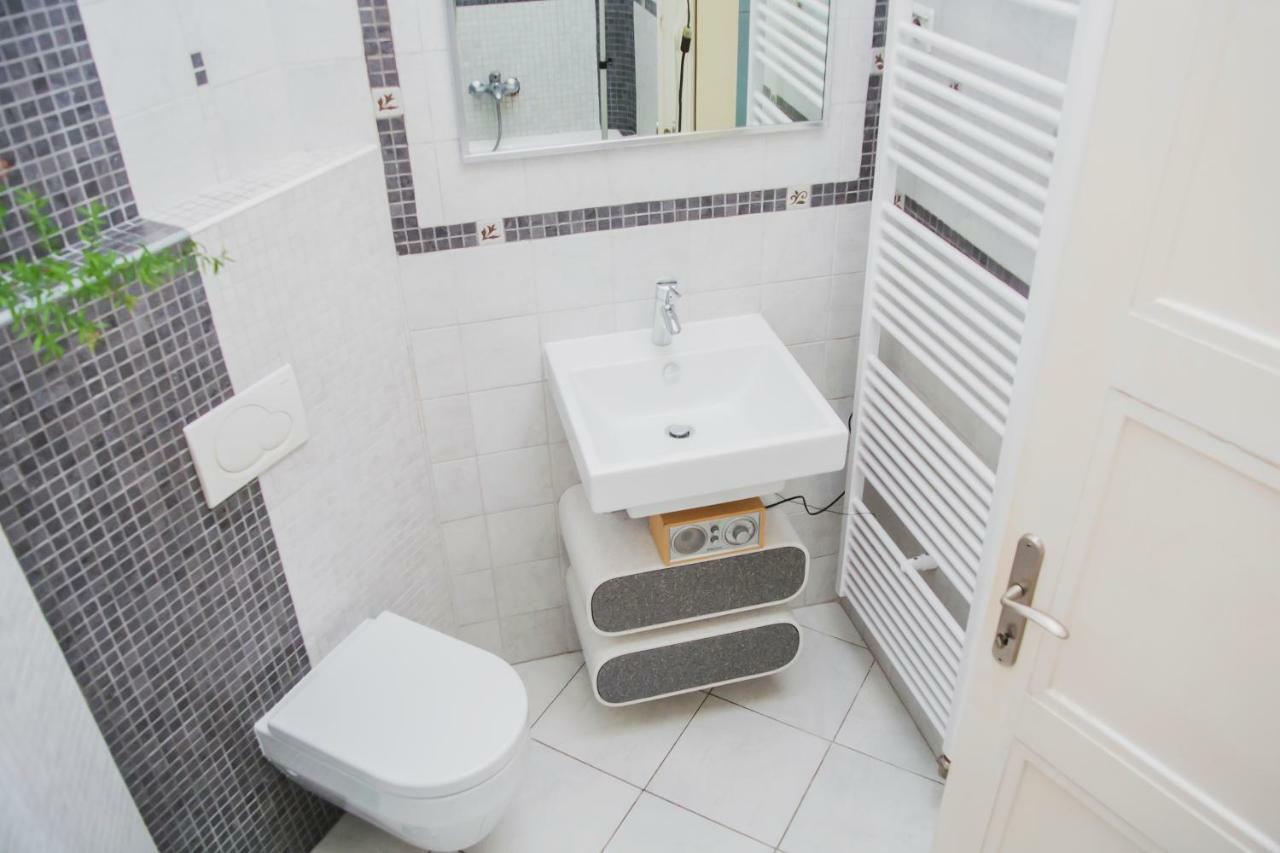 Rudjer Apartment, City Center, 2Br, Spacious Zagreb Luaran gambar